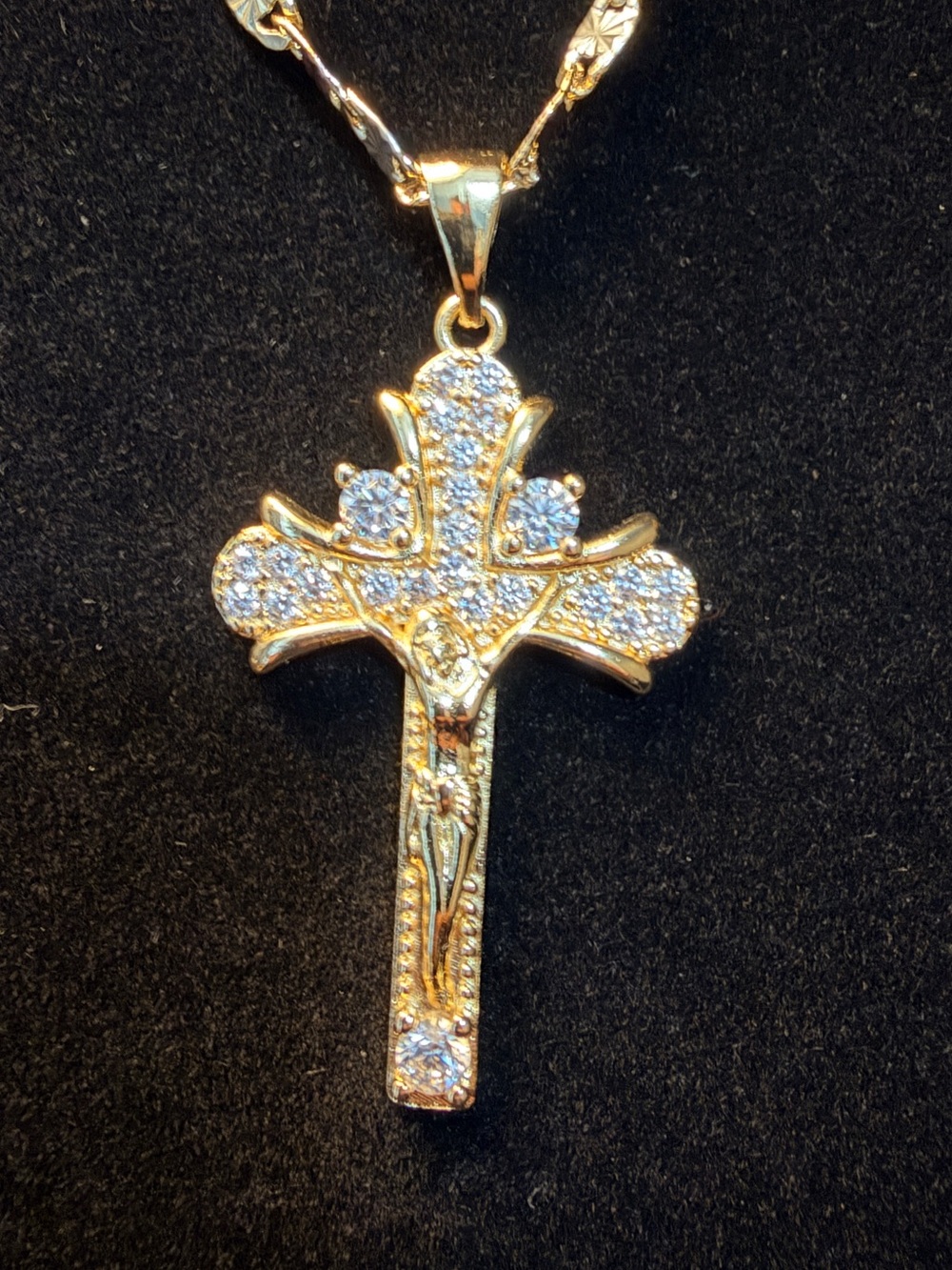 14K Gold Plated AAA CZ Stones 2in Cross Pendant Crucifixion Religious.
